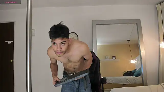 Lycan____ Live XXX-Chat