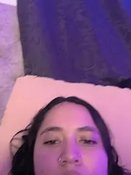 Butterfly777_ - Anal plug in my tight ass 🍓