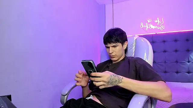 Salvatore18_ Webcamshow