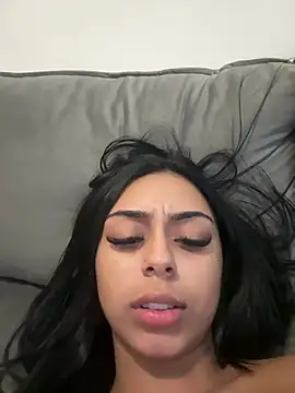 Chat +18 de luara_00x ao vivo