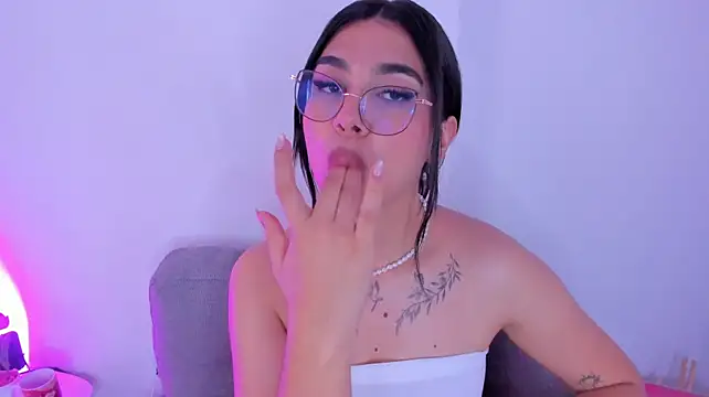 RoseCassie Live XXX-Chat