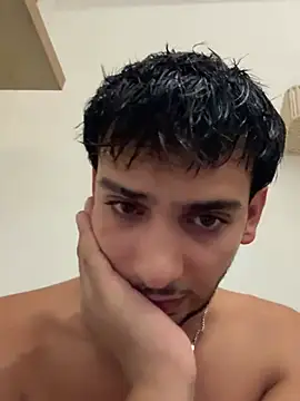 Gipsyboysteve Adlı Modelin Canlı XXX Sohbeti
