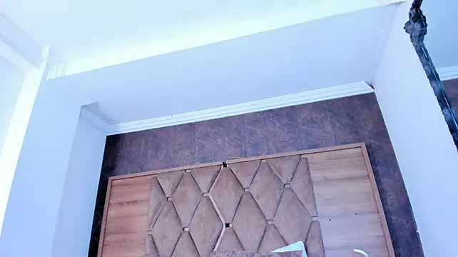 TaylorAndThalia - Ride Cock show