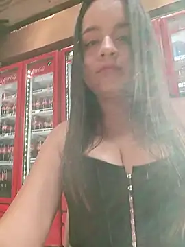 Julieth_hot-69 - Masturbate me in the store's dressing ro