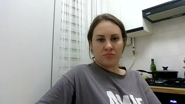 XXX chat uživo modela MeadowEyes