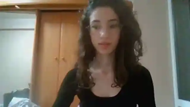 Chat XXX en directo de CrystalDolls