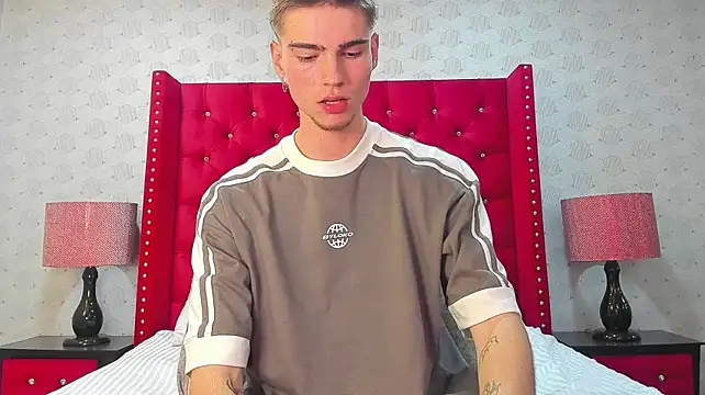 NickWild Live XXX-chat
