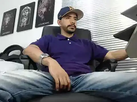 Kratoswolf Live XXX-Chat