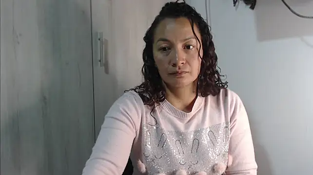 khawit_1 Chat XXX live