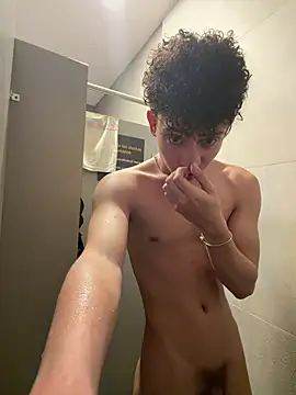 yoursexyjose's Live XXX Chat