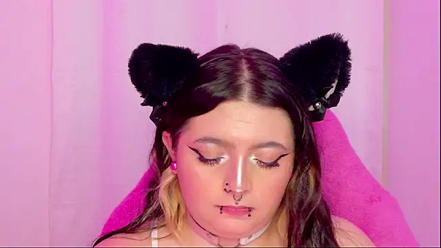 Chat XXX en directo de Sachi_Meow