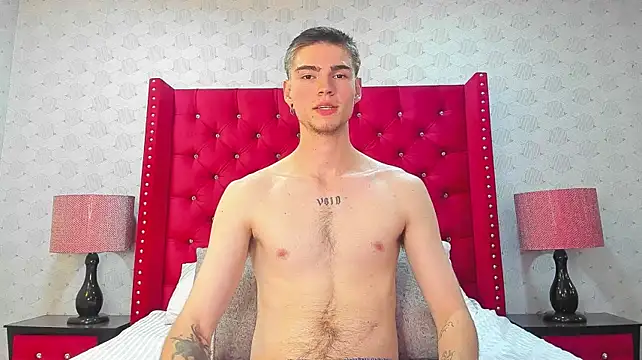 NickWild Live XXX Chat
