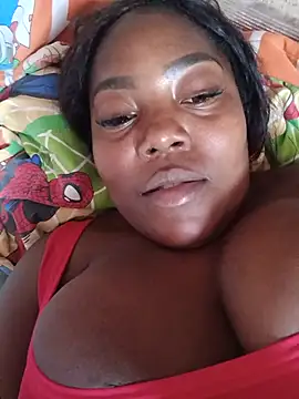 Nanis_13 - tits out