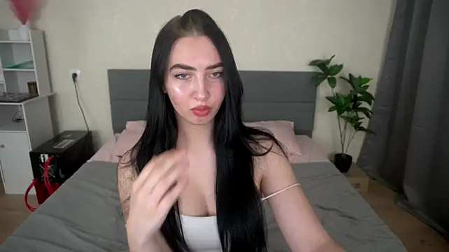 WildKittenX_'s Live XXX Chat