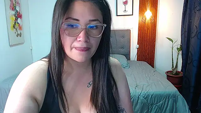 Bridgette_058 即時 XXX 聊天