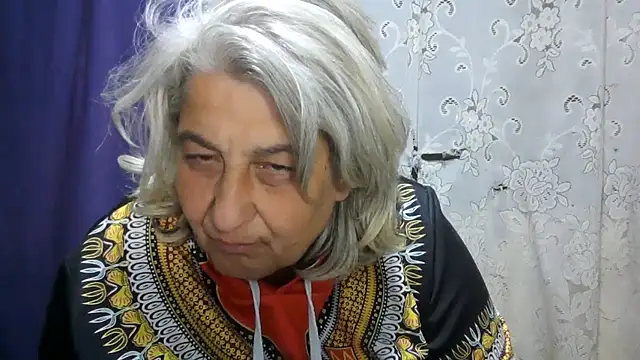 צ'אט XXX בשידור חי של ExquisiteMature