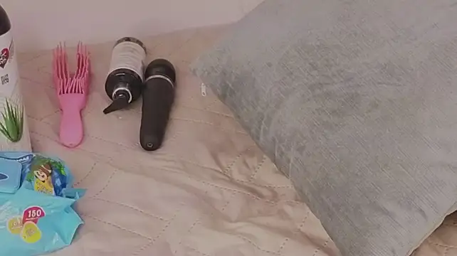 IbethMoon - 3 fingers in ass