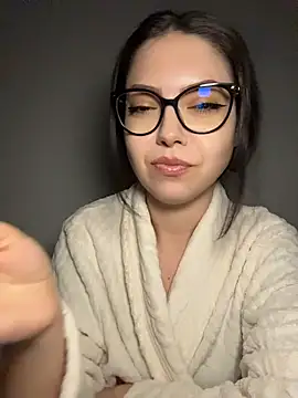 KaylaLewyss - 🥳Congrats on 24 K followers🥳+🎁+whatsp