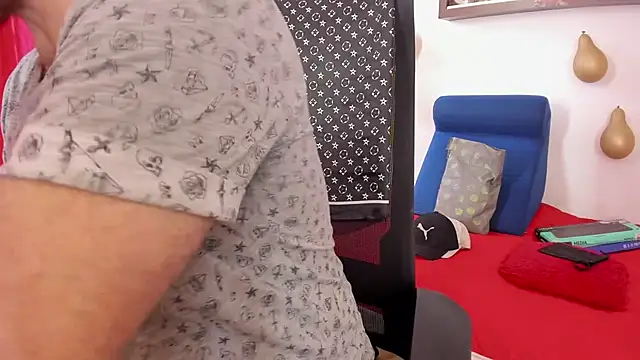 michacosio's Live XXX Chat
