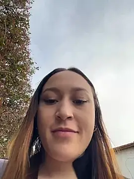 Ann_Lovee - showing tits and squeezing nipples