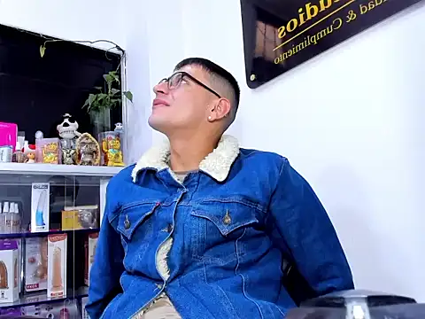 _snoppy_'s Live XXX Chat