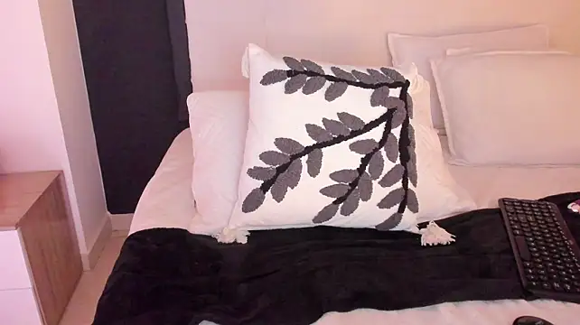 Samantha_Sra_'s Live XXX Chat