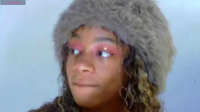 Chatroom XXX en direct de AliyahBrowns