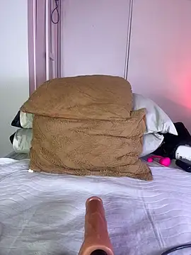 Kendall__evanss' Live XXX Chat