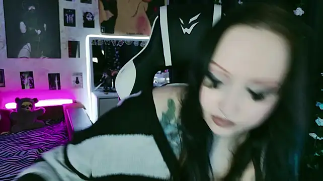 Kitty_goth – Live XXX-chat