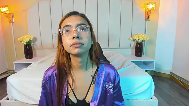 Sara_saaennz élő XXX-chatje