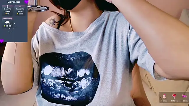Онлайн чат XXX Mysterious_krishaa
