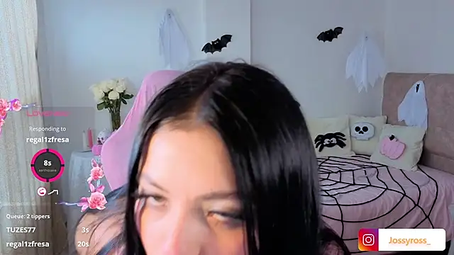 צ'אט XXX בשידור חי של Victoryyy_