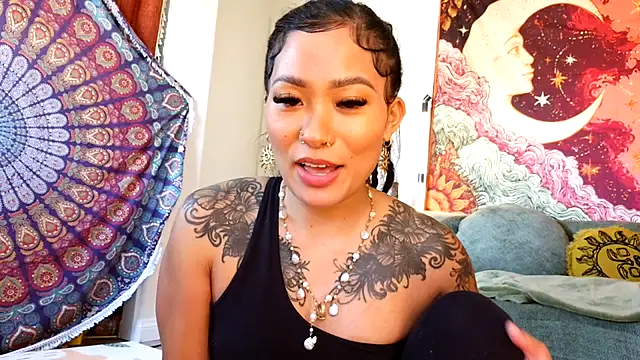 maciixbby 现场XXX聊天
