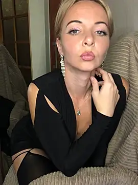 Kristina03 Adlı Modelin Canlı XXX Sohbeti