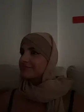 Lalilamassu1 - Lick tits x2girls