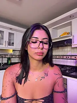NicolleRivera_ Live XXX-chat