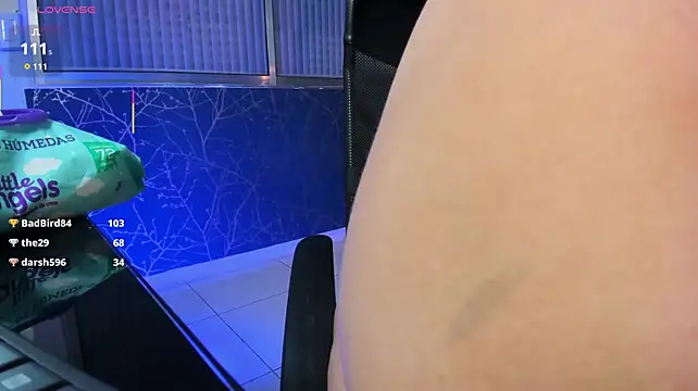 Charlottxl 现场XXX聊天