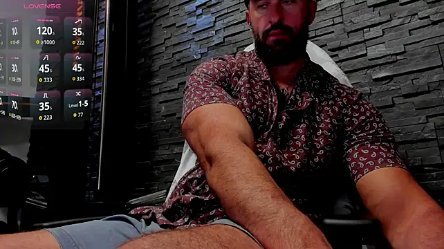 Chat +18 de David_Big_Daddy ao vivo