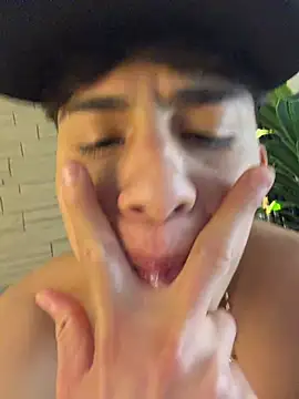 Chat XXX ao vivo de Lander_Cruz