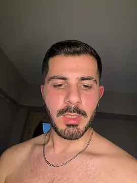 Kissbiceps Live XXX-Chat
