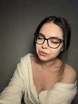 Chatroom XXX en direct de KaylaLewyss