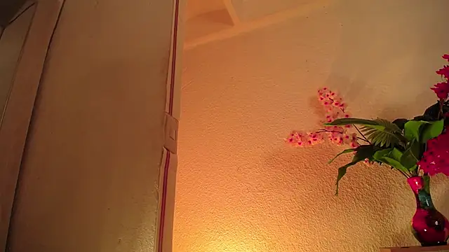 Lucy_Princes' Live XXX Chat