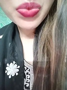 Noor_Darliing Chat XXX live
