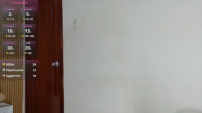 LilihtMature - Sensual Boobs dance