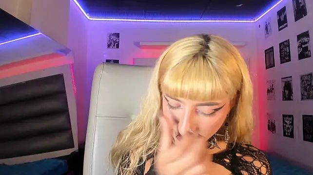 Adhalee_js - SPANK FACE AND BLOWJOB