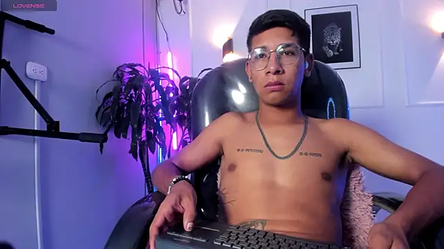 Chat +18 de Harry04_ ao vivo
