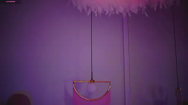 MiaMuse's Live XXX Chat