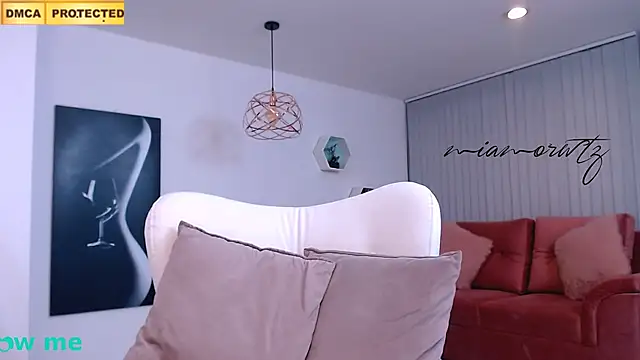 MIAMORETZ XXX чат на живо