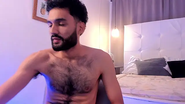 Chat +18 de Ryan_Jakson ao vivo