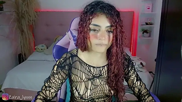 Zaira_lynn - Undress me, fingers in my pussy🔥👅
